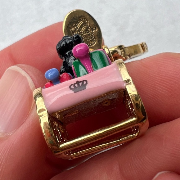 Juicy Couture Dog Sleigh Charm Limited Edition Yorkie Christmas presents puppy - Picture 5 of 10